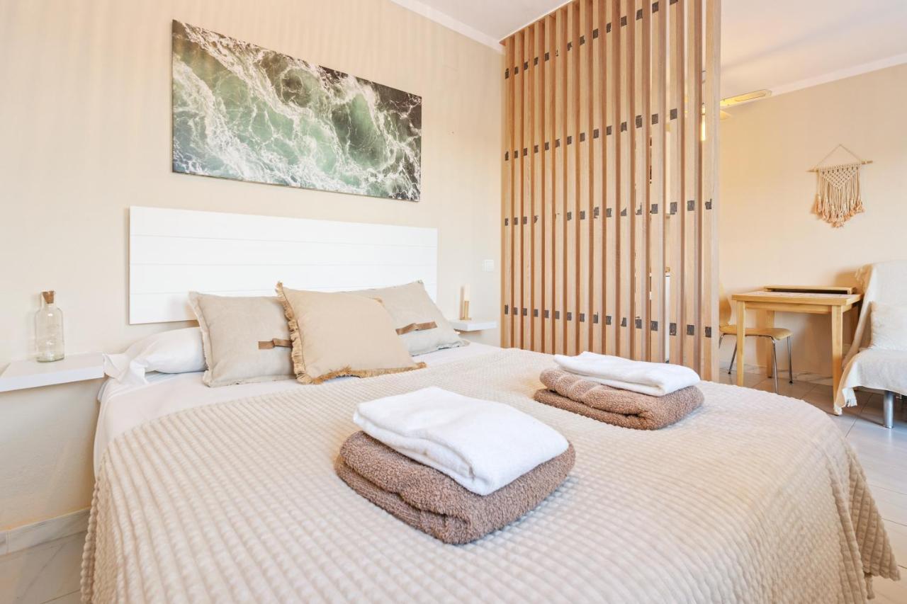 Welcs Apartamento 055 Emp Con Terraza Y Vistas Al Canal Empuriabrava Kültér fotó